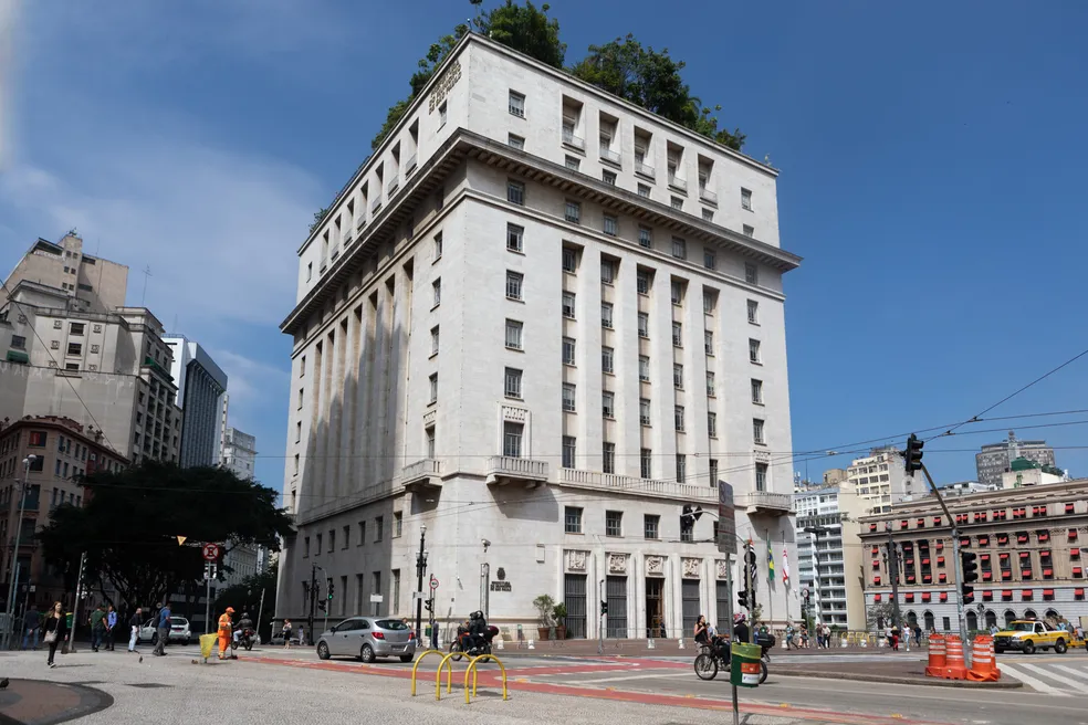 Prefeitura de SP lança parcelamento de dívidas com desconto de 95% para juros e multas 